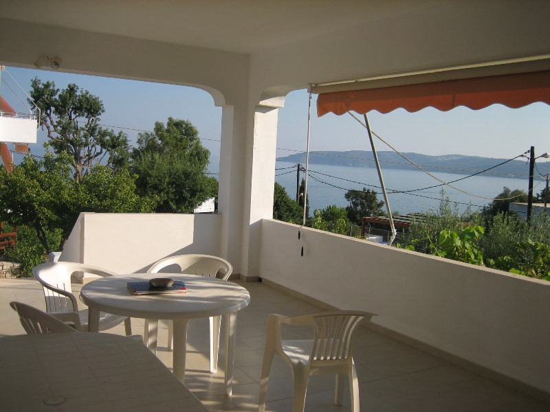 Large apartment with balcony and terrace