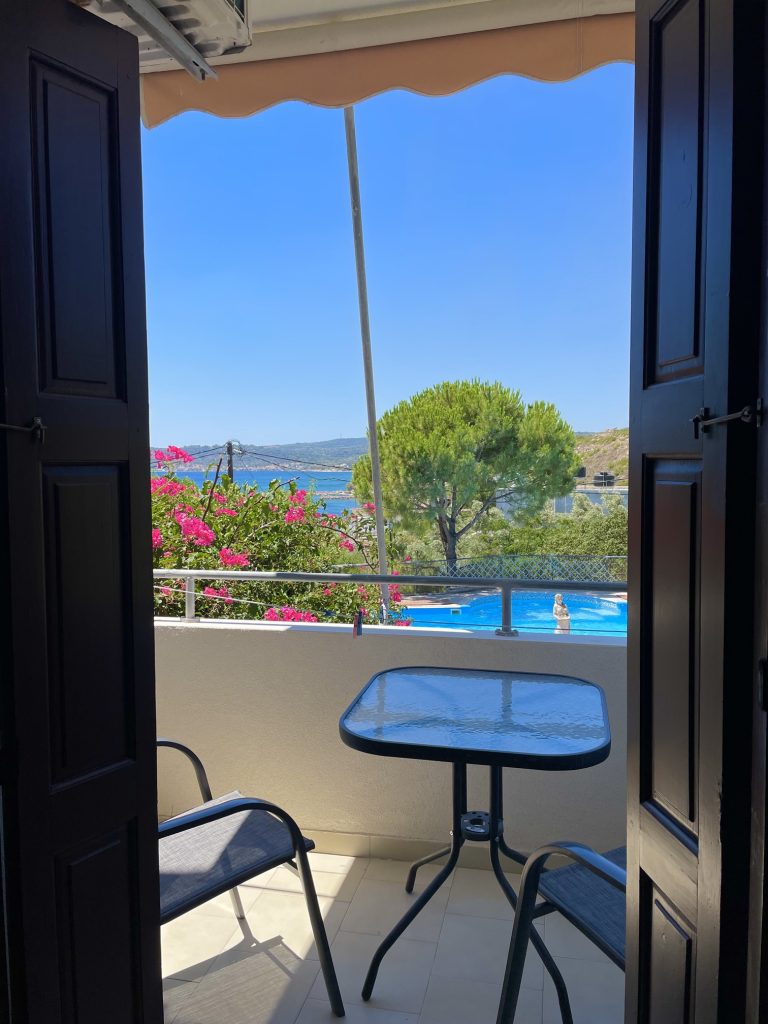 Studio with balcony (first floor)